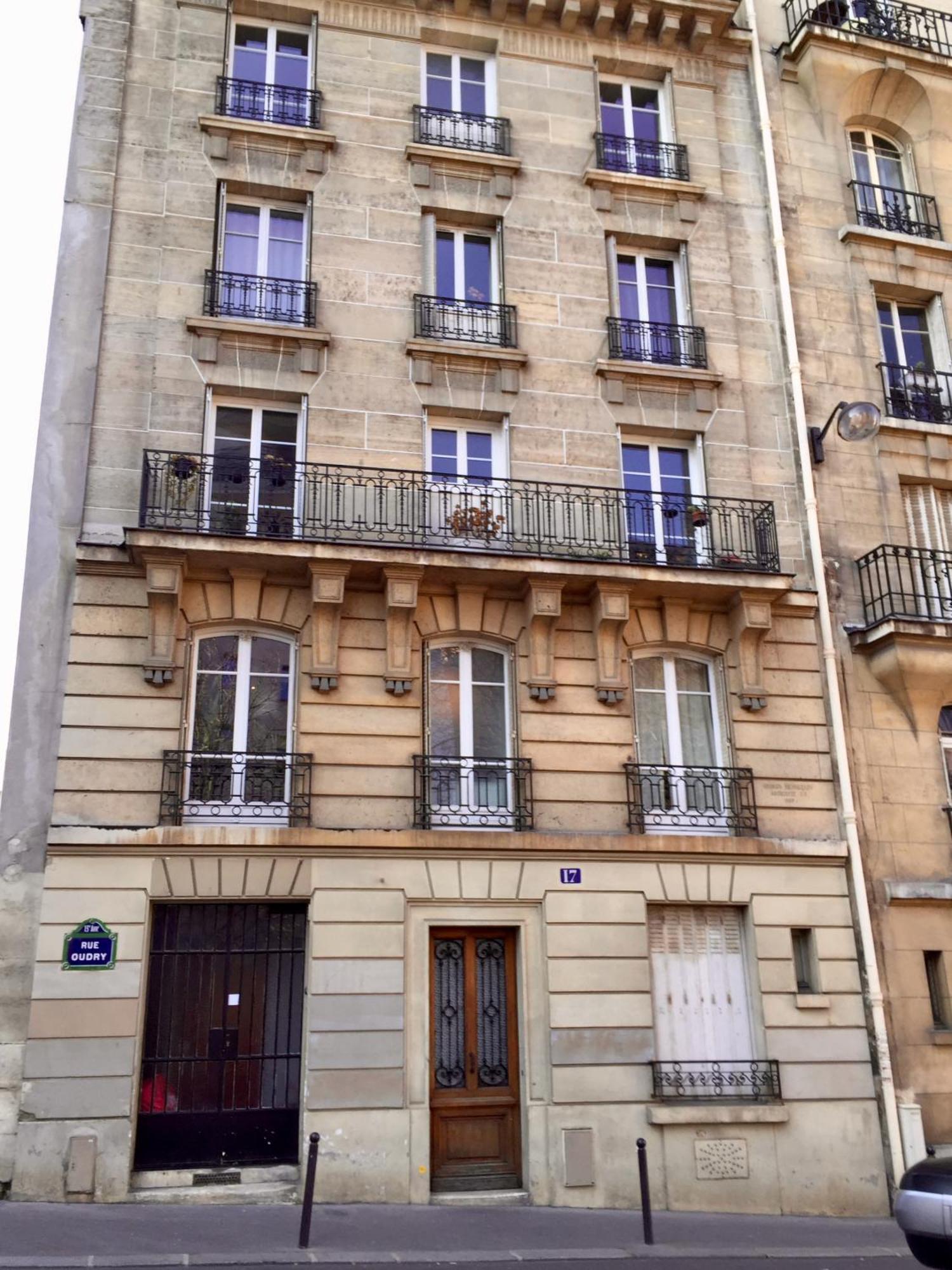 Charming Souplex In Paris Apartment Exterior photo